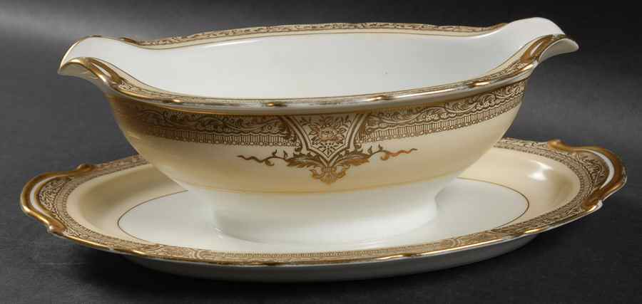 Goldette Gravy Boat with Attached Underplate by Noritake-1