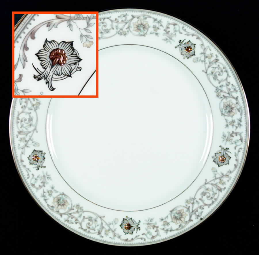 Goldette Dinner Plate by Noritake-1