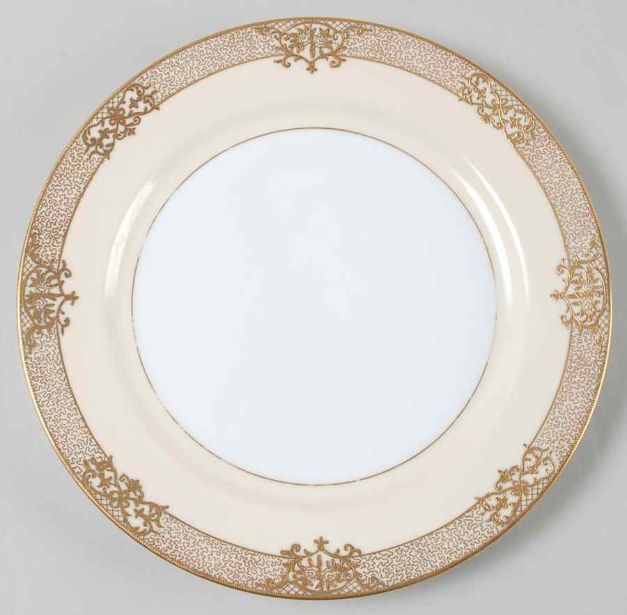Goldinthia Luncheon Plate by Noritake-1
