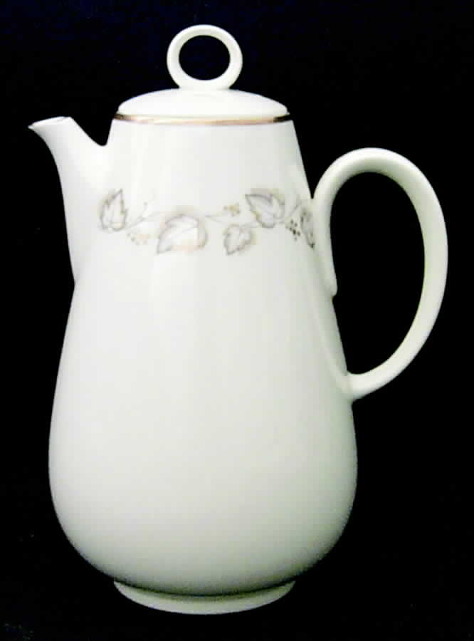 Goldivy Coffee Pot & Lid by Noritake-1