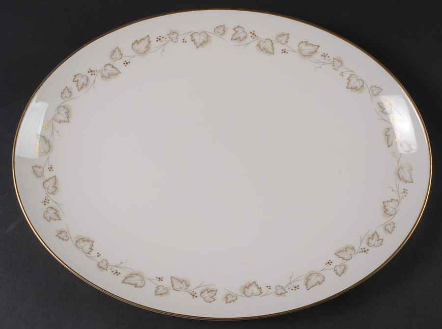 Goldivy 15" Oval Serving Platter by Noritake-1