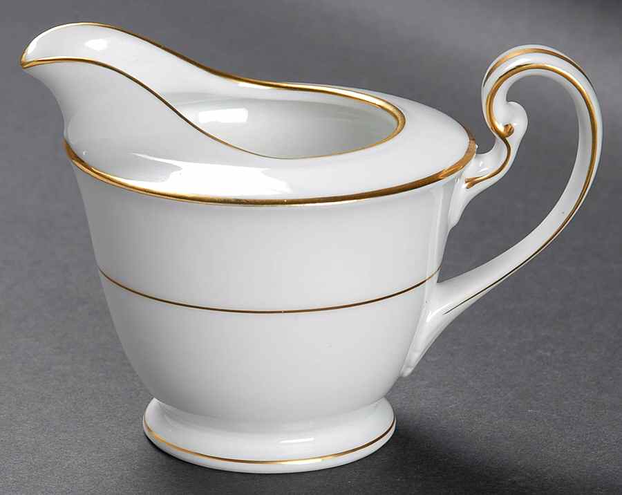Goldlane Mini Creamer by Noritake-1