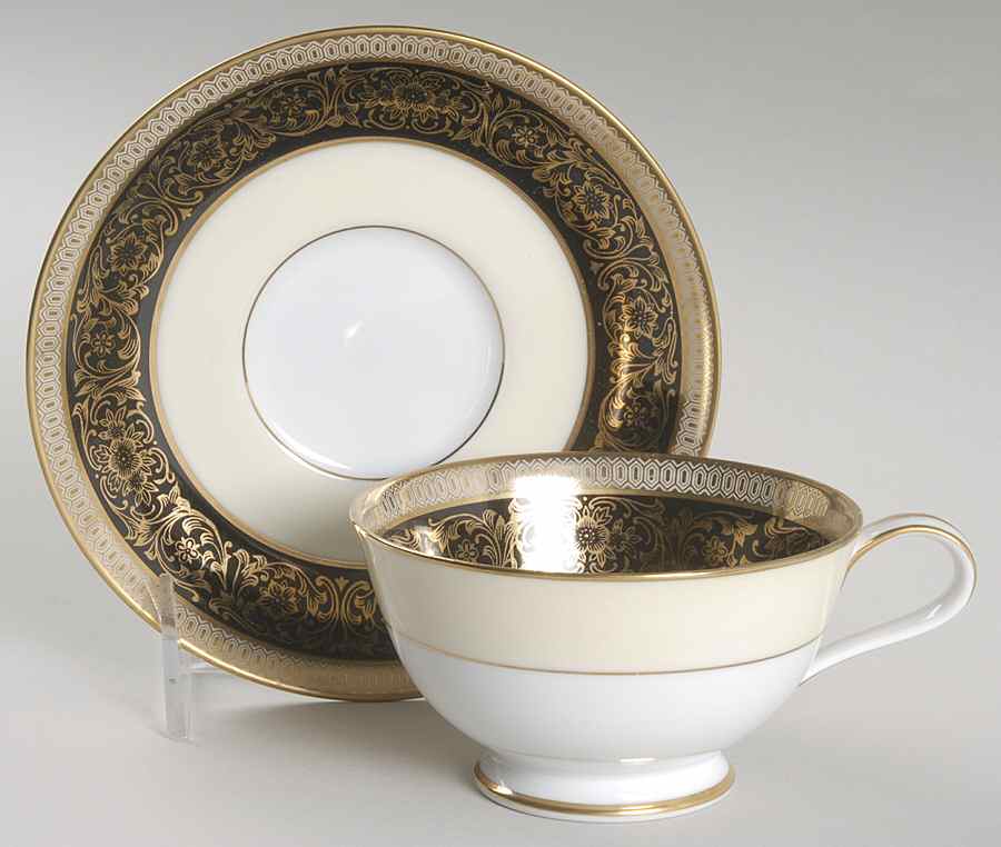 Goldlea Footed Cup & Saucer Set by Noritake-1