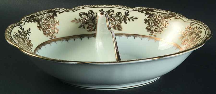 Goldlinda 10" Oval Divided Vegetable Bowl by Noritake-1