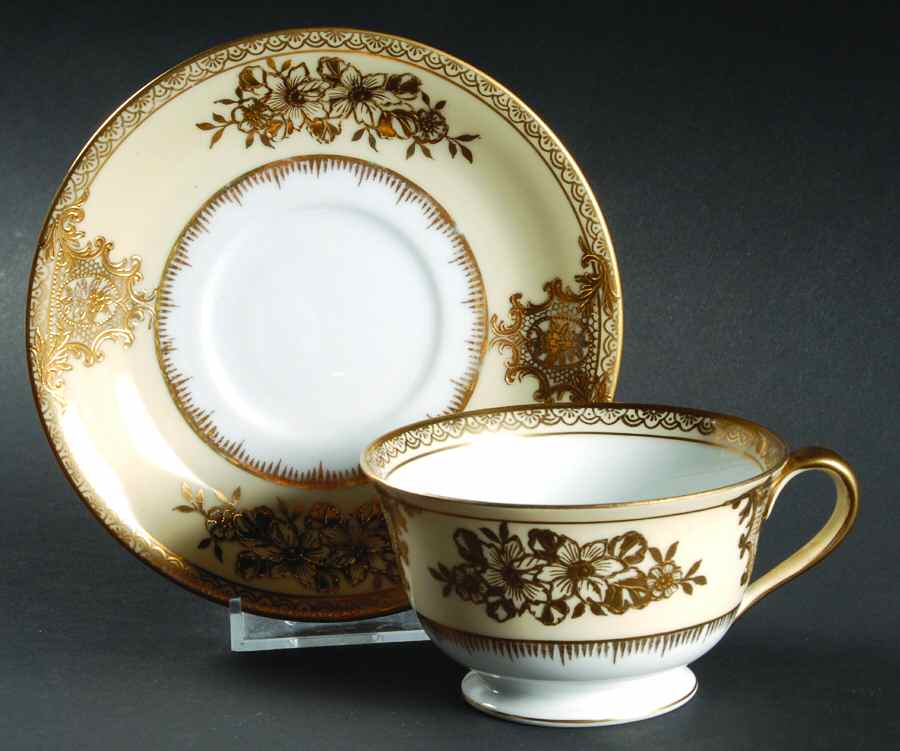 Goldlinda Footed Cup & Saucer Set by Noritake-1