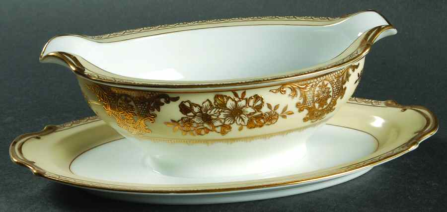 Goldlinda Gravy Boat with Attached Underplate by Noritake-1