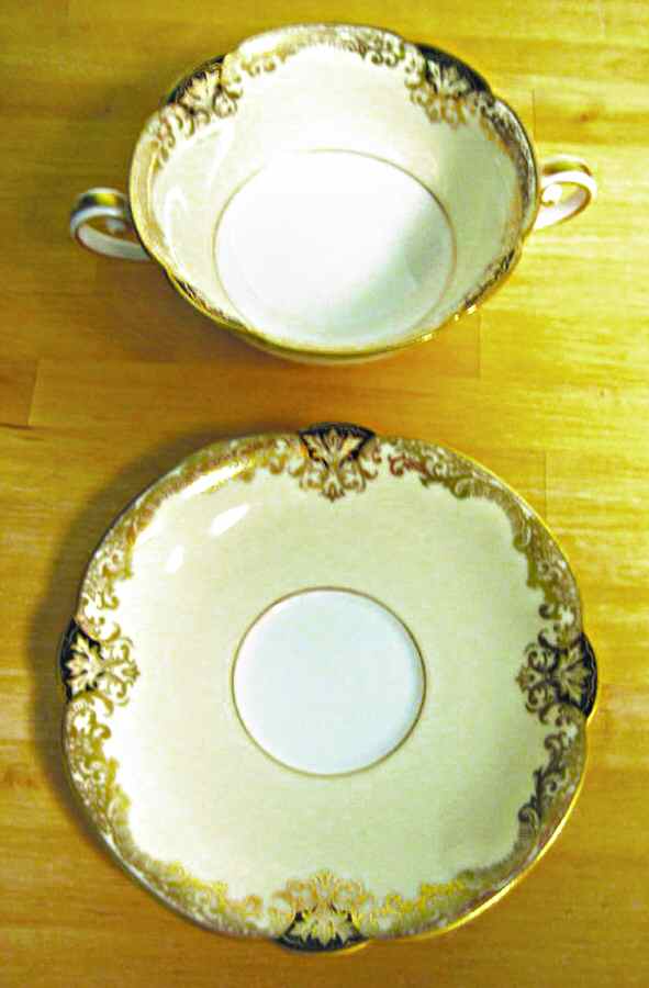 Goldlustra Footed Cream Soup Bowl & Saucer Set by Noritake-1