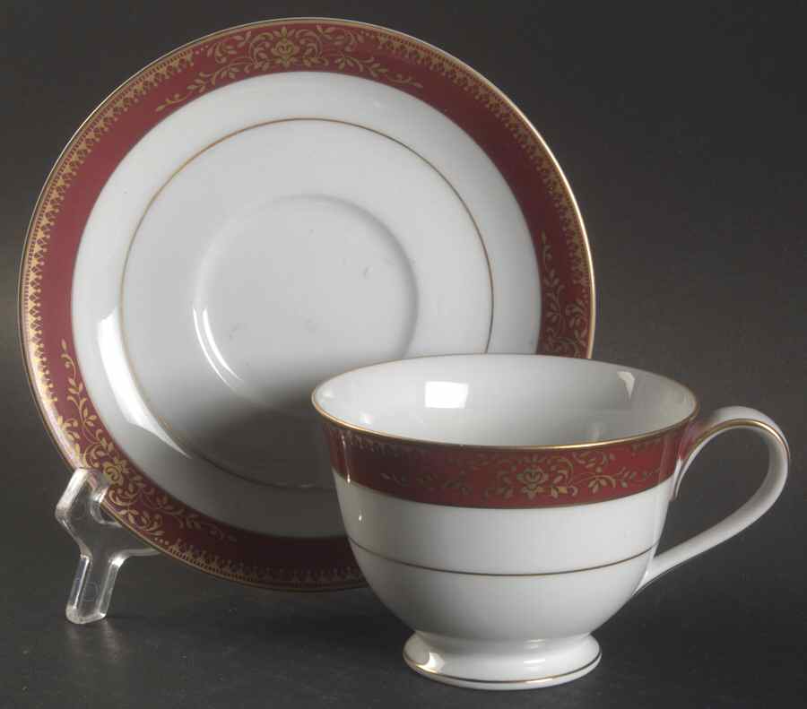 Goldmere Footed Cup & Saucer Set by Noritake-1