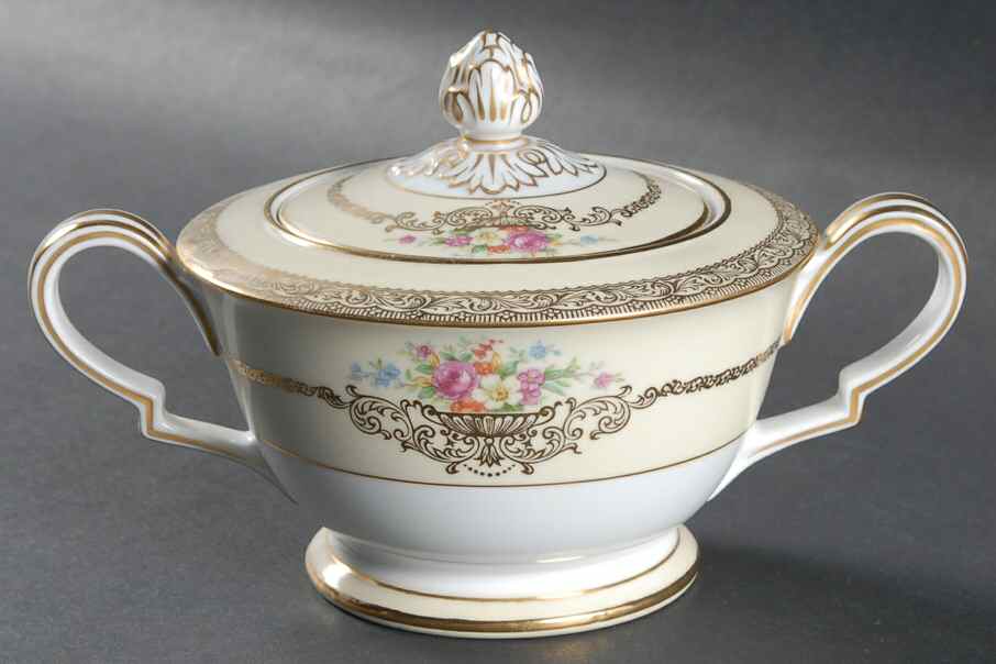 Goldrina Sugar Bowl & Lid by Noritake-1