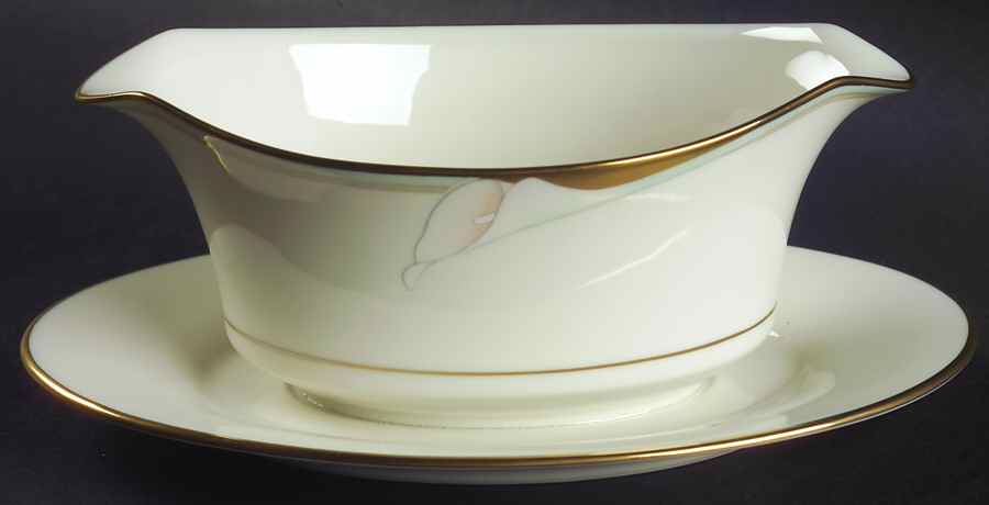 Golden Lily Gravy Boat with Attached Underplate by Noritake-1