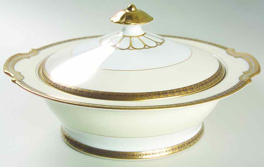 Goldnoir Round Covered Vegetable by Noritake-1