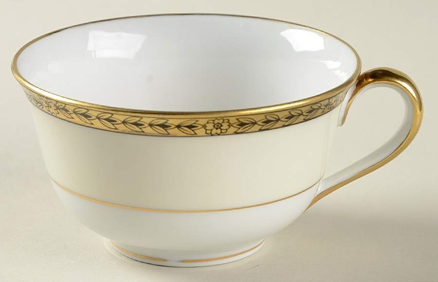 Goldnoir Flat Cup by Noritake-1