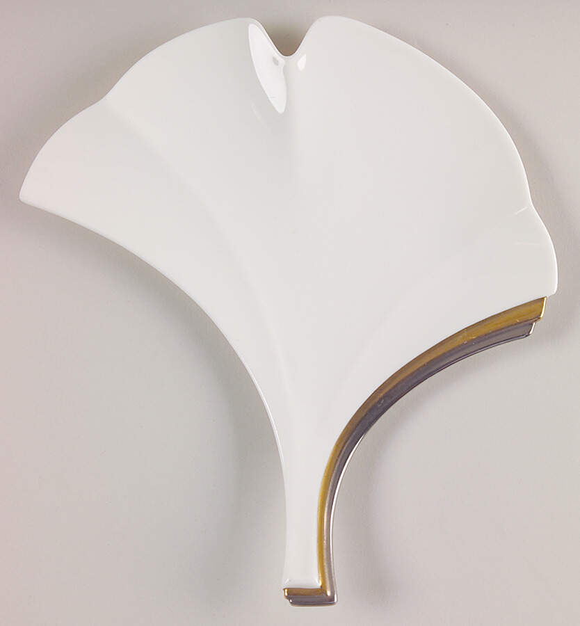 Gold and Platinum 8" Ginkgo Leaf Tray by Noritake-1
