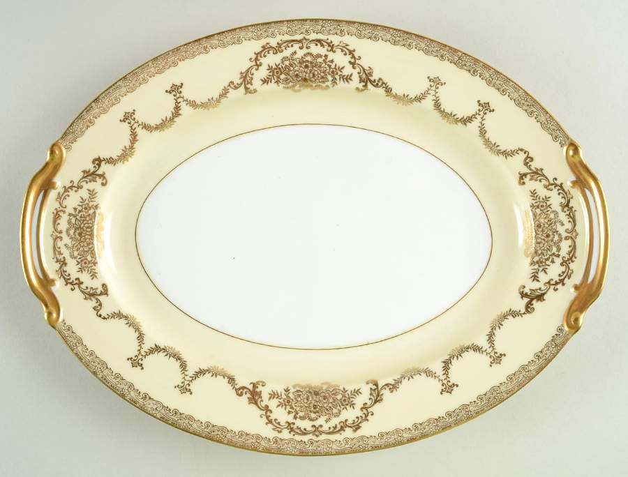 Gold Queen 11" Oval Serving Platter by Noritake-1