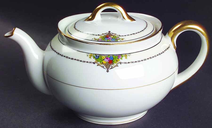 Gotham (Gold) Teapot & Lid by Noritake-1