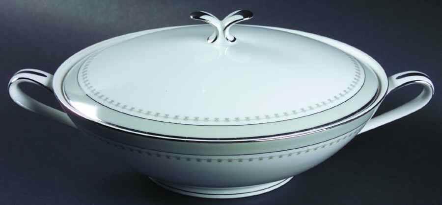 Gotham (Platinum) Round Covered Vegetable by Noritake-1