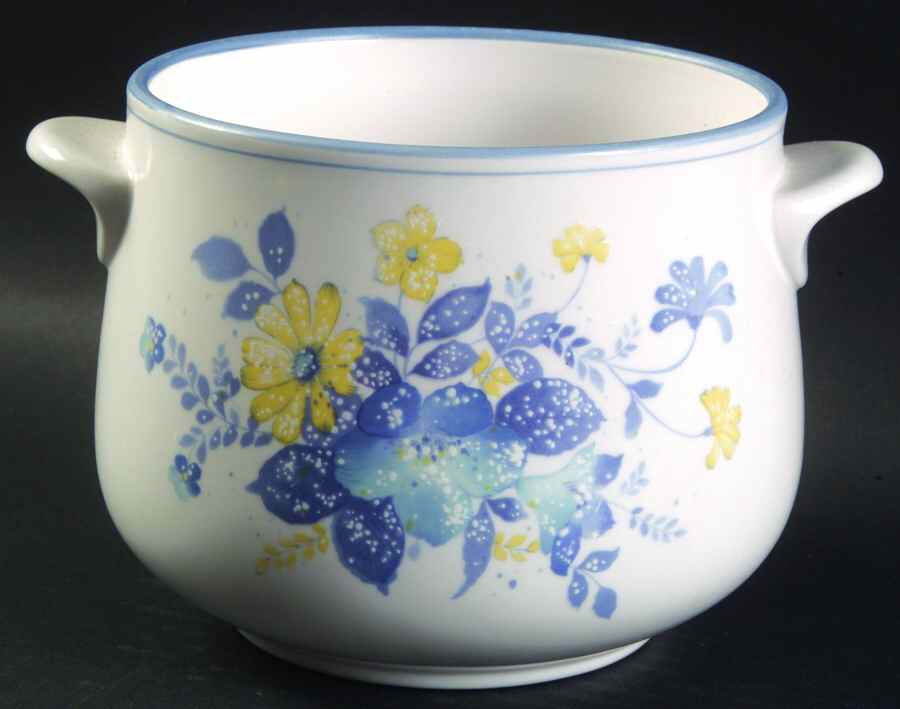 Good Times 2 Qt Round Covered Casserole No Lid by Noritake-1