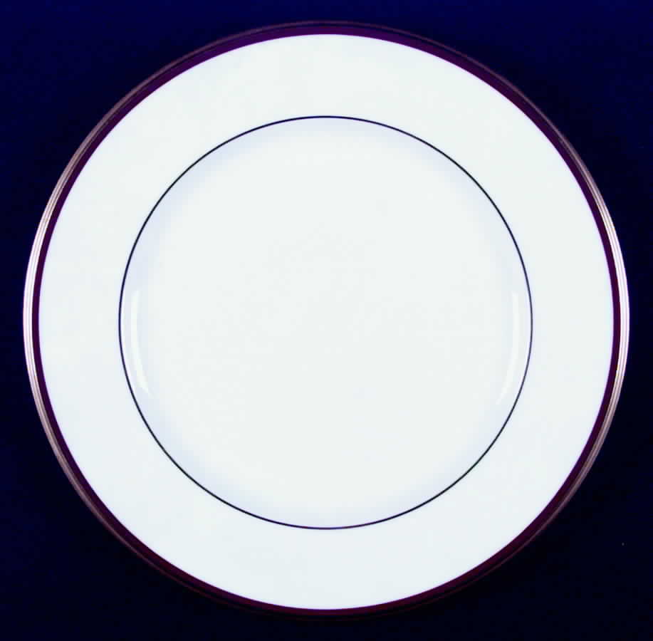 Golden Tribute Dinner Plate by Noritake-1