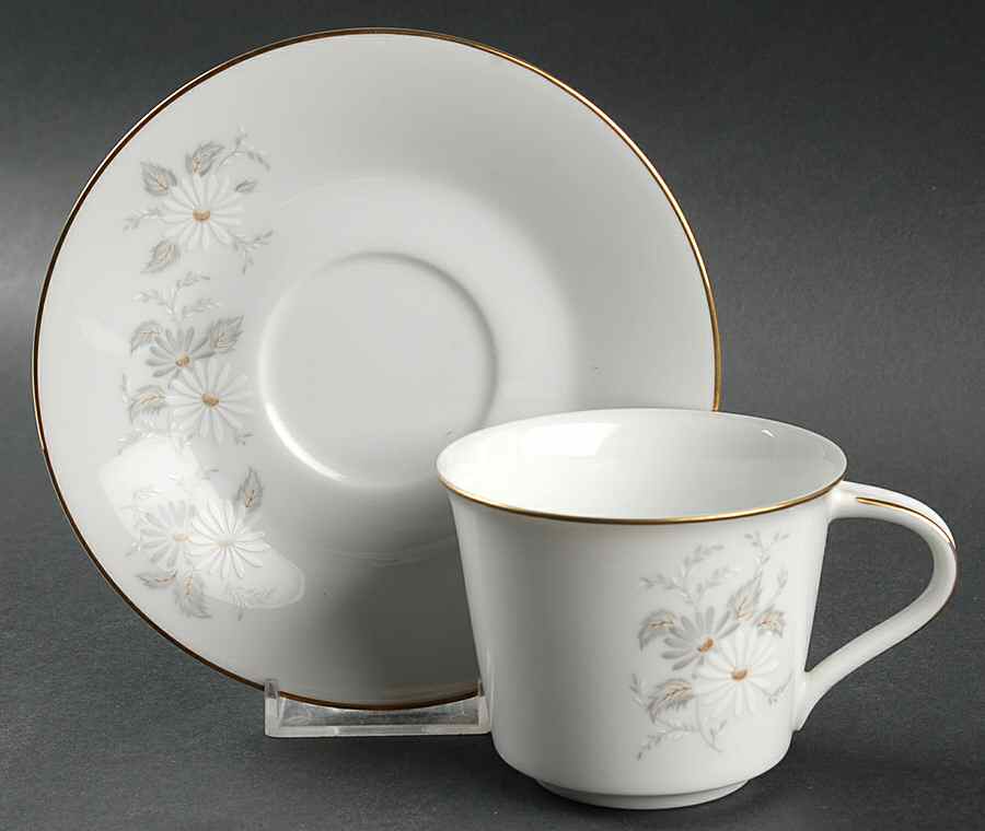 Grace Flat Cup & Saucer Set by Noritake-1