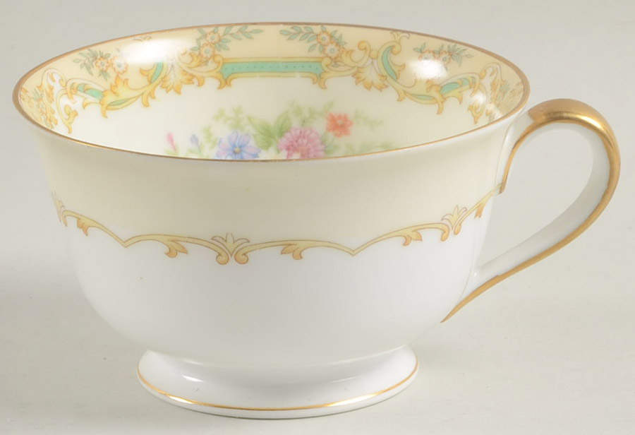 Gramatan Footed Cup by Noritake-1