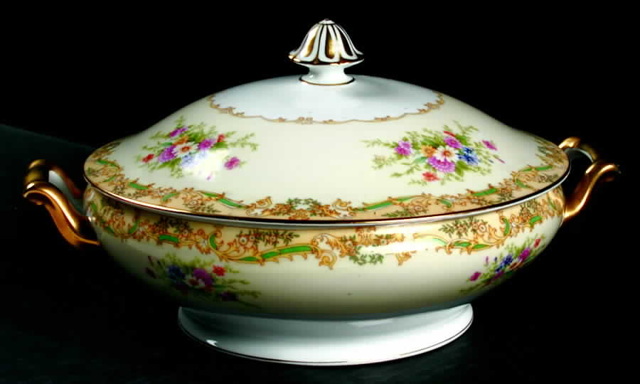Gramatan Round Covered Vegetable by Noritake-1