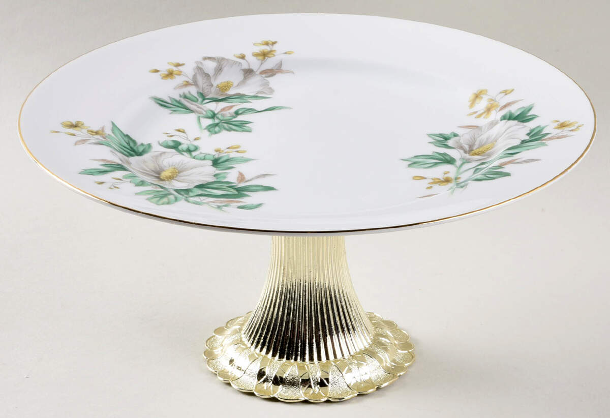 Gramercy Cake Stand with 4"-5" Metal Pedestal  Hc by Noritake-1