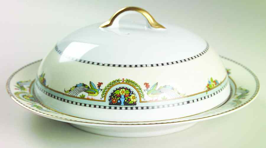 Granada Muffin Dish & Lid by Noritake-1