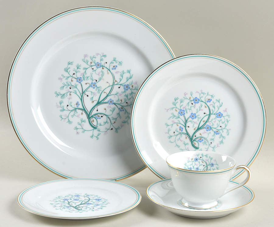 Granada 5 Piece Place Setting by Noritake-1
