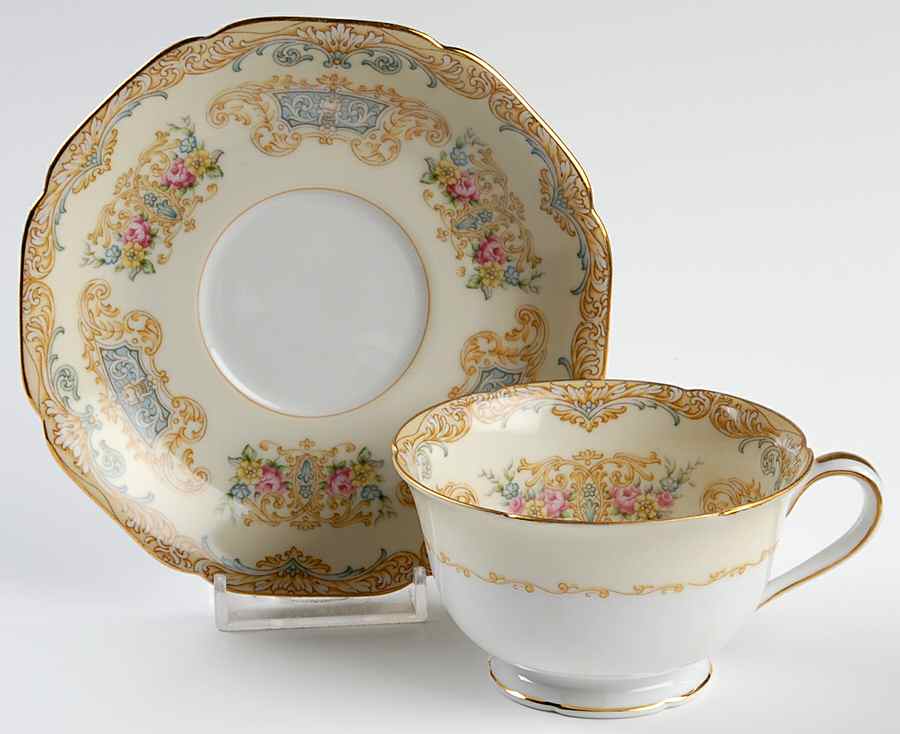 Grandeur Footed Cup & Saucer Set by Noritake-1