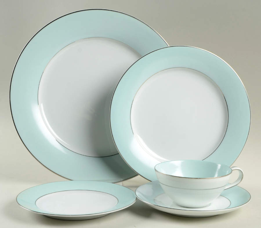 Grandeur 5 Piece Place Setting by Noritake-1
