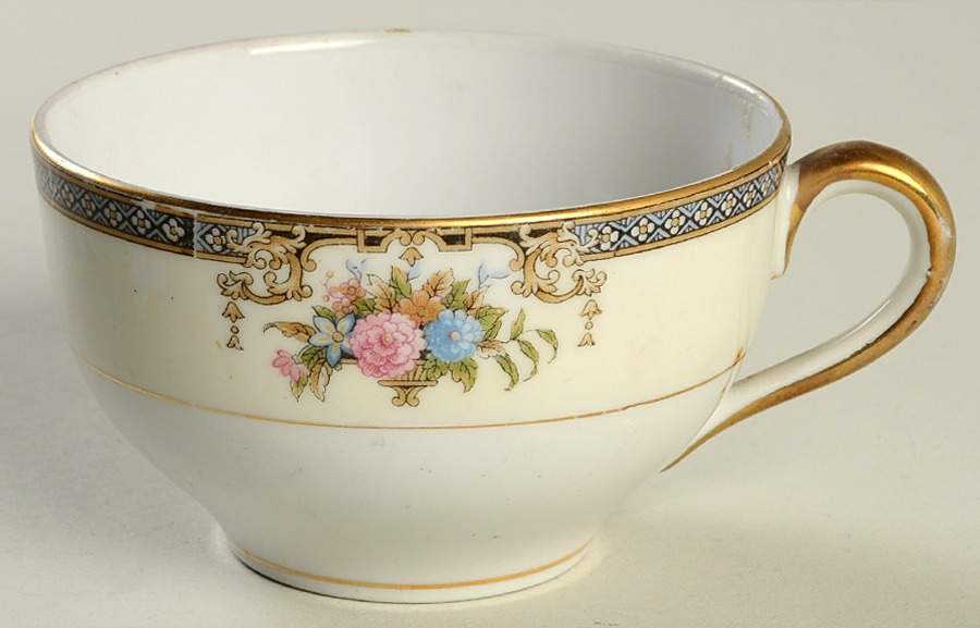 Grasmere Oversized Cup by Noritake-1