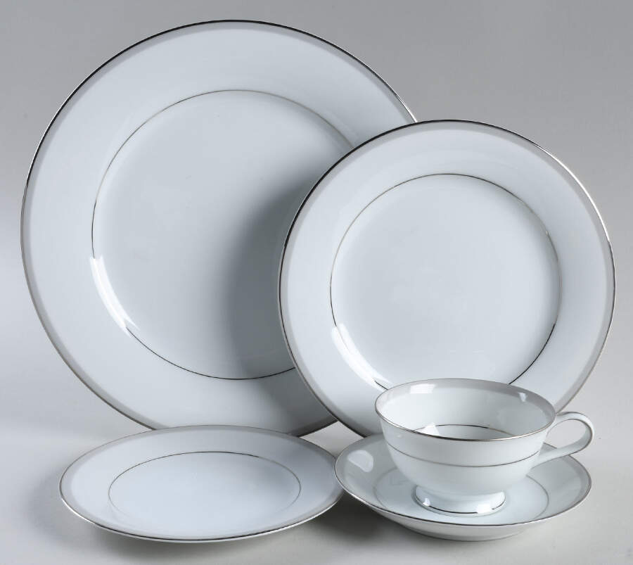 Graymere 5 Piece Place Setting by Noritake-1