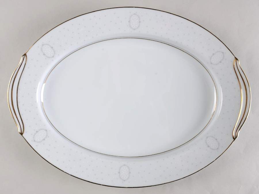 Graymont 13" Oval Serving Platter by Noritake-1
