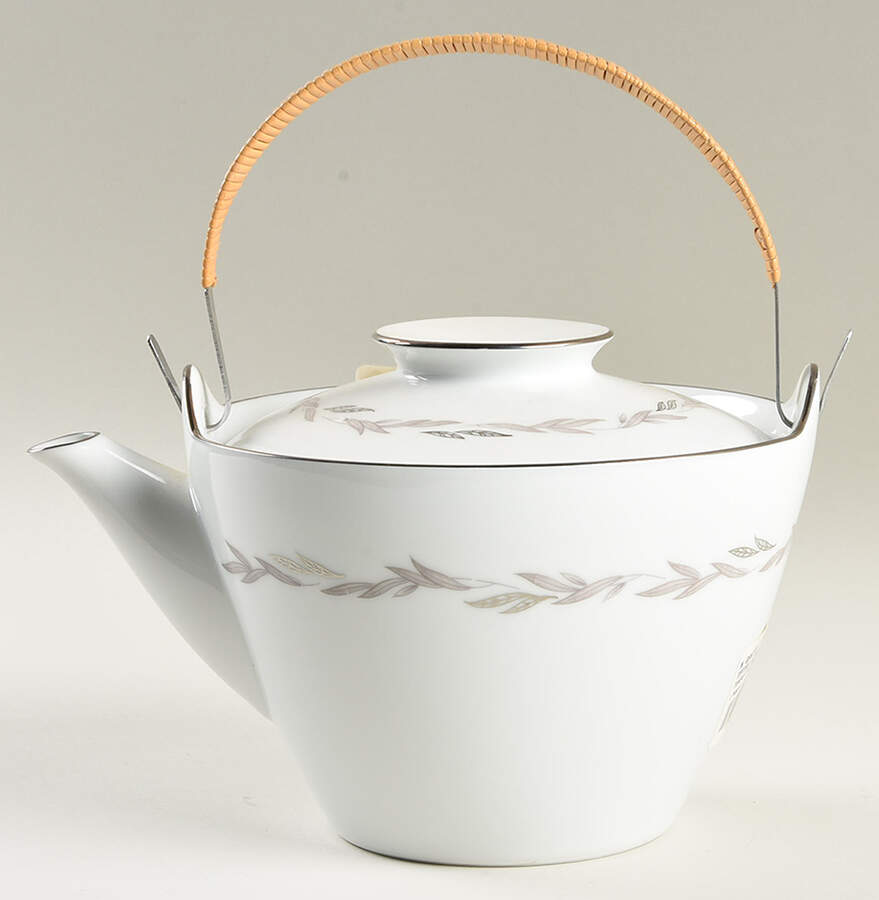 Graywood Teapot & Lid with Removable Top Handle by Noritake-1