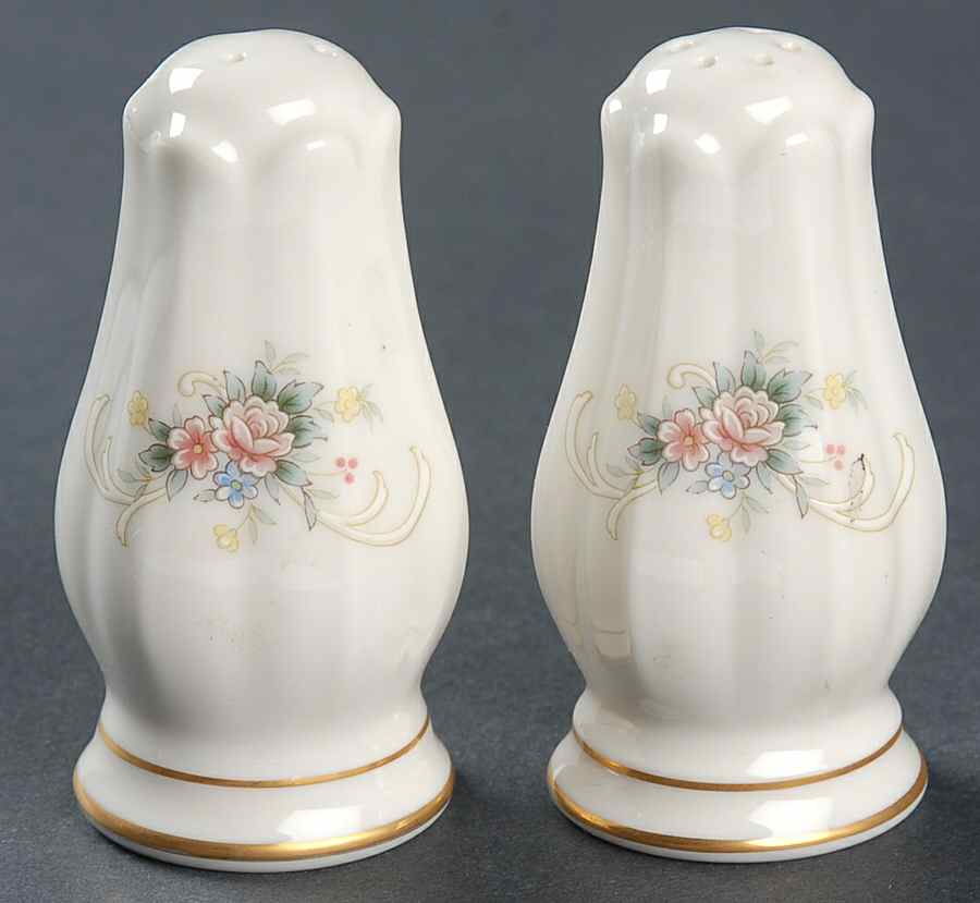 Greelay Salt & Pepper Set by Noritake-1