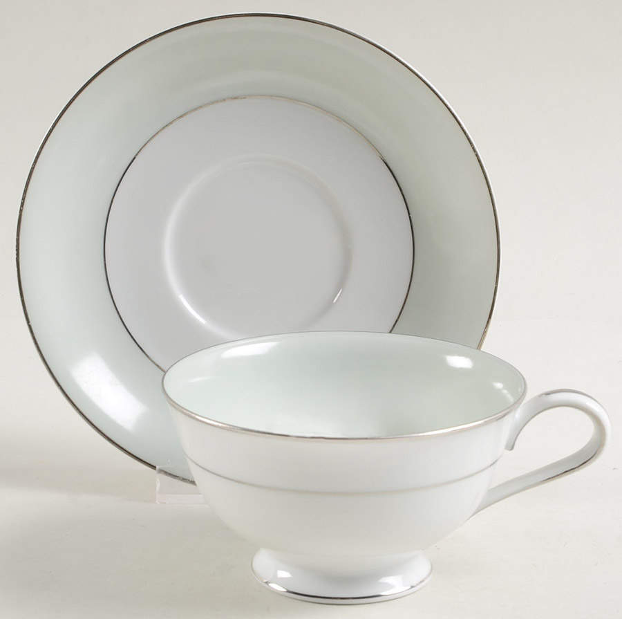 Greencourt Footed Cup & Saucer Set by Noritake-1