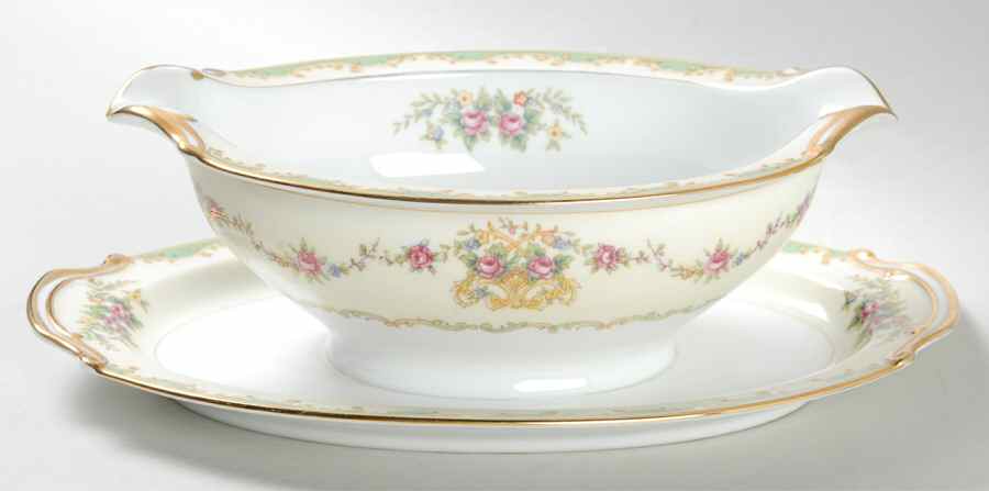 Greenbrier Gravy Boat with Attached Underplate by Noritake-1