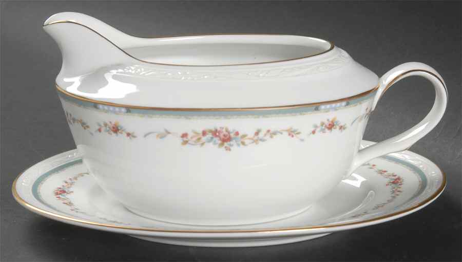 Greenbury Gravy Boat & Underplate (Relish/Butter) by Noritake-1