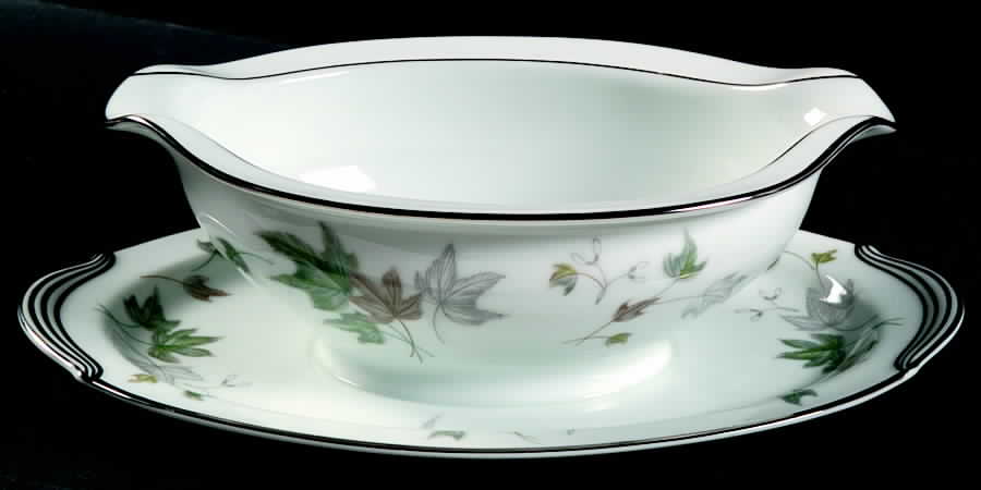 Greenwood Gravy Boat with Attached Underplate by Noritake-1
