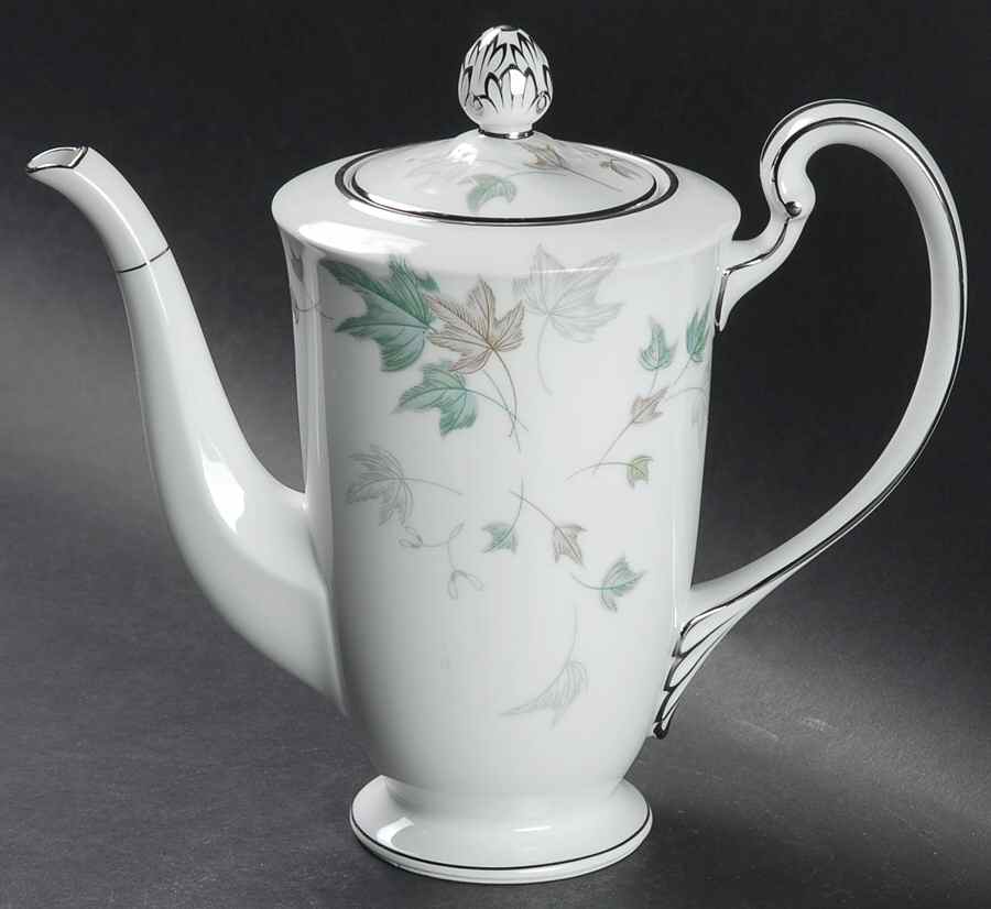 Greenwood Mini Coffee Pot & Lid by Noritake-1