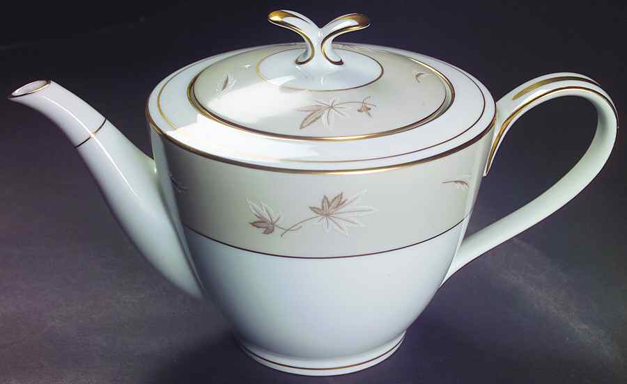 Grenoble Teapot & Lid by Noritake-1