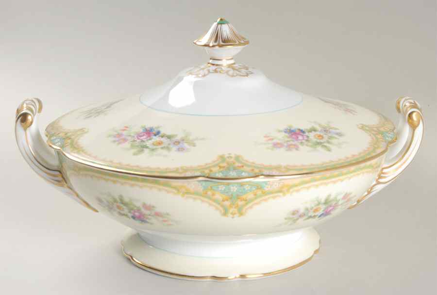 Grenolene Round Covered Vegetable by Noritake-1