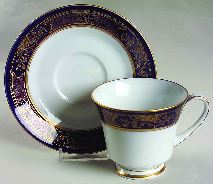 Grenoble Footed Cup & Saucer Set by Noritake-1