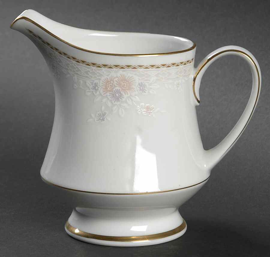 Grammercy Park Creamer by Noritake-1