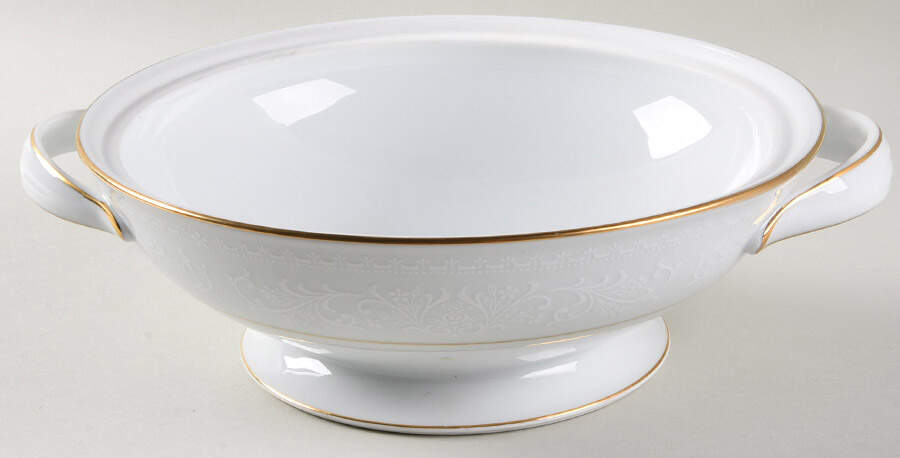 Guenevere Round Vegetable No Lid by Noritake-1