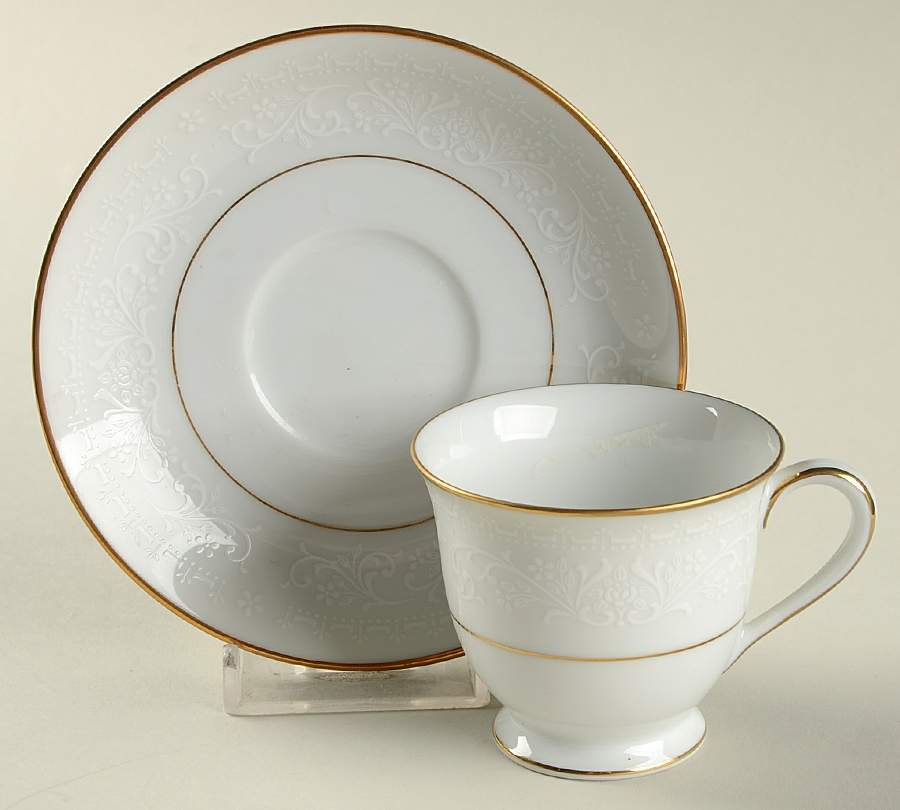 Guenevere Footed Demitasse Cup & Saucer Set by Noritake-1