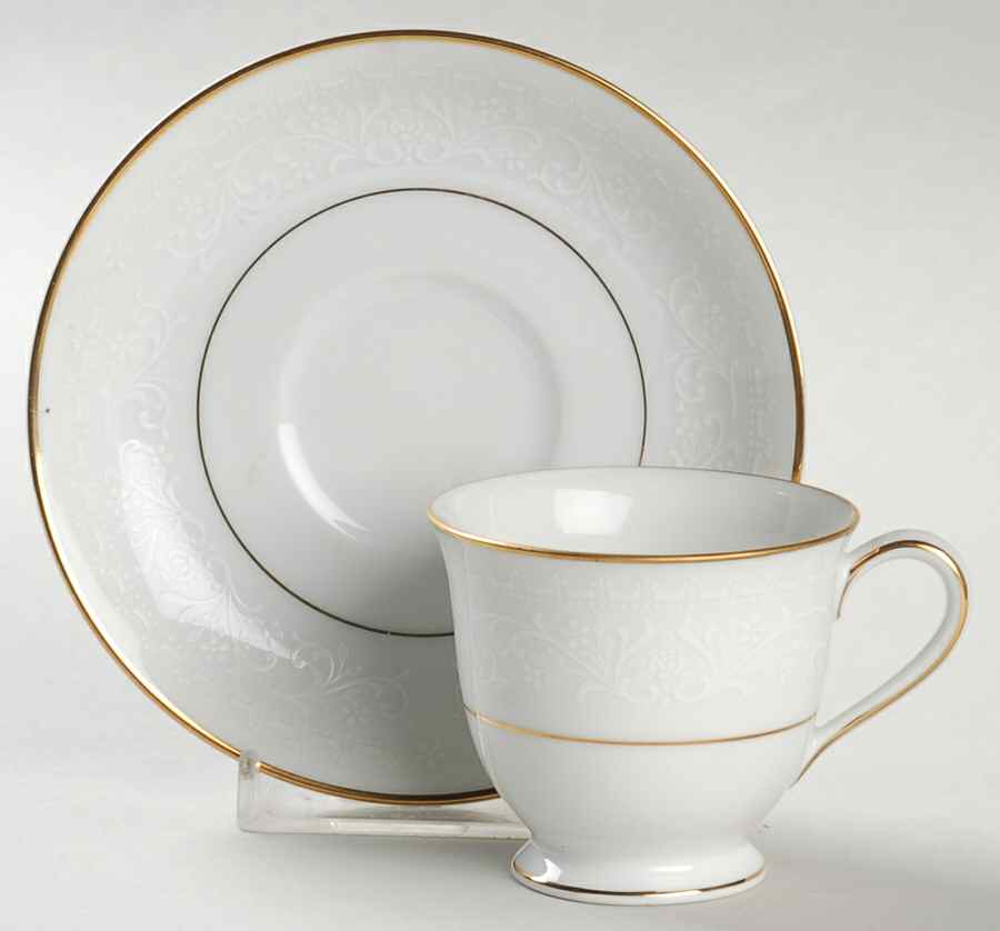 Guenevere Flat Demitasse Cup & Saucer Set by Noritake-1