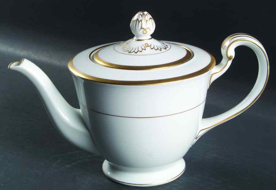 Gwendolyn Teapot & Lid by Noritake-1