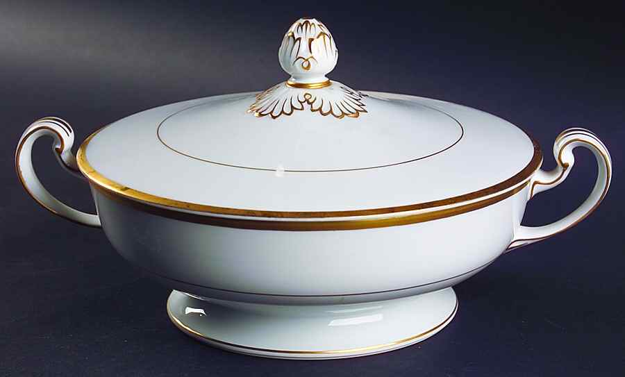 Gwendolyn Round Covered Vegetable by Noritake-1