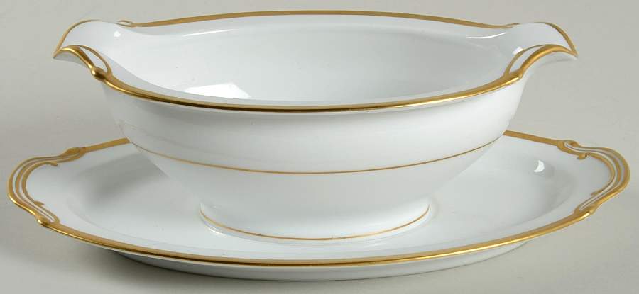 Gwendolyn Gravy Boat with Attached Underplate by Noritake-1